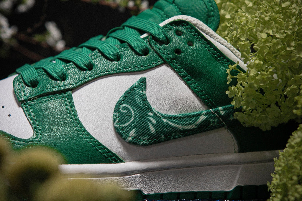 RAFFLE: WMNS NIKE DUNK LOW ESSENTIAL 