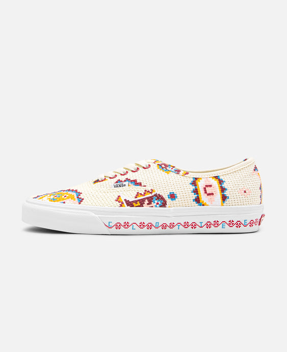 UA Authentic - CLOTTEE (White)