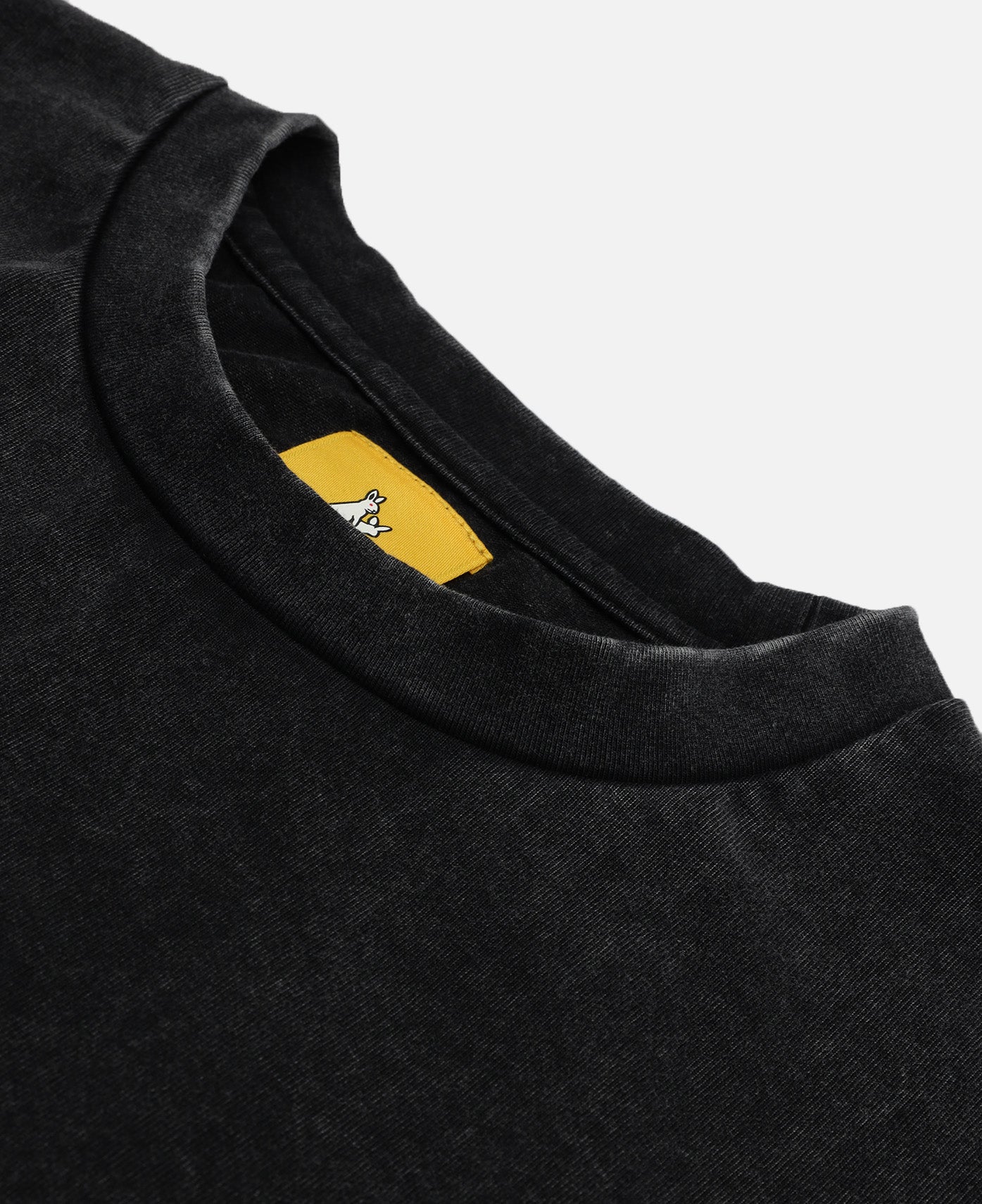 Acid Wash Embroidery Paisley T-Shirt (Black)