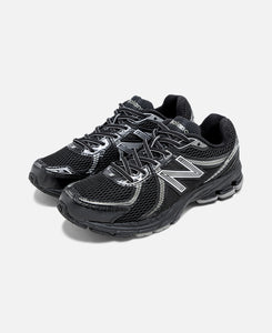860 V2 (Black)
