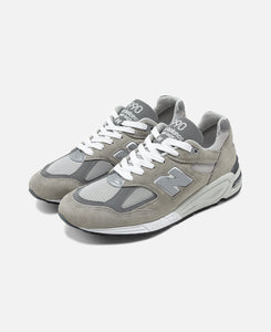 MADE in USA 990 V2 Core (Grey)