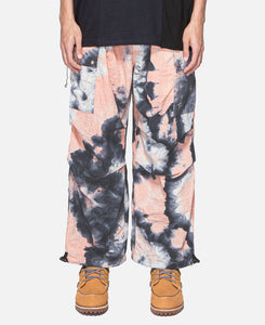 Hand Dyeing Nylon Trousers (Pink)