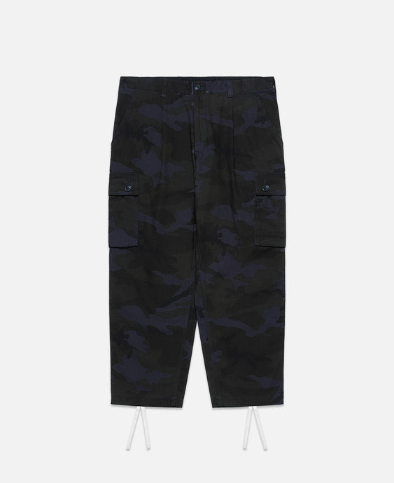 Parachute Cargo Pants (Black Camo)