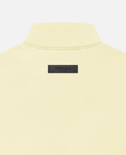 Essentials Mockneck (Canary)