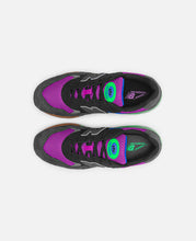 580 (Black)