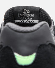 M5740 (Black)