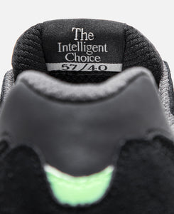 M5740 (Black)