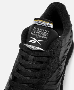 Project 0 CL Mo (Black)